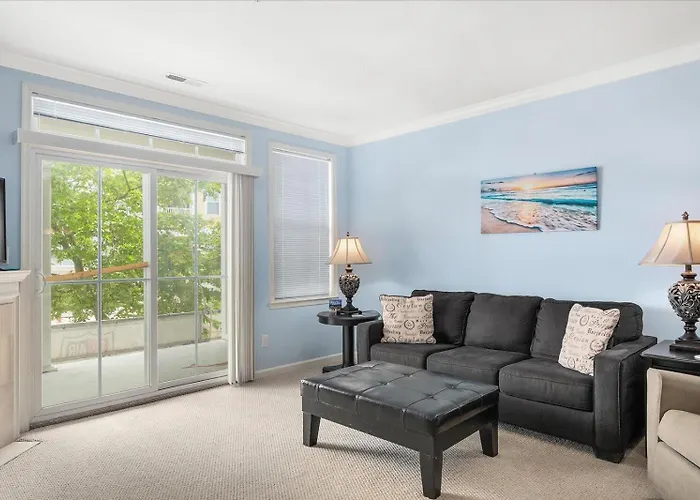 3 Bedroom Sunset Island With Outdoor Pool & Private Beach! * Ocean City