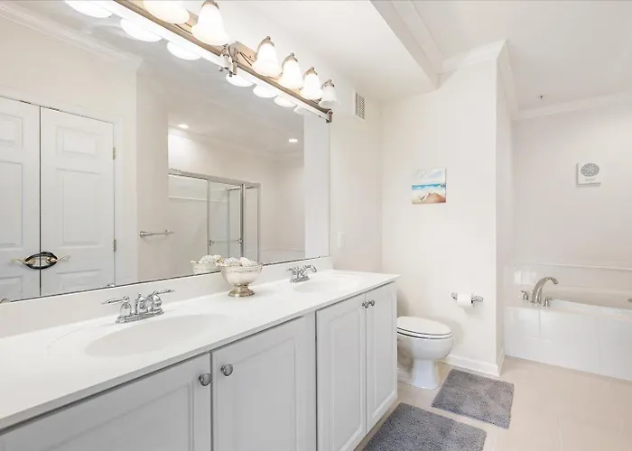 3 Bedroom Sunset Island With Outdoor Pool & Private Beach! Ocean City