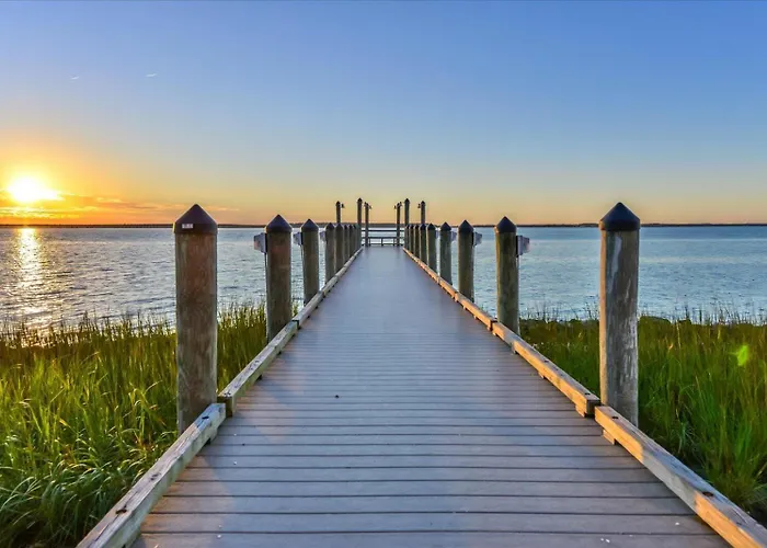 Сasa de vacaciones 3 Bedroom Sunset Island With Outdoor Pool & Private Beach!